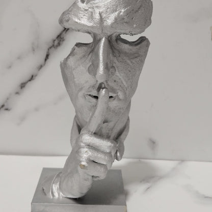 Silentium milczenie sculpture