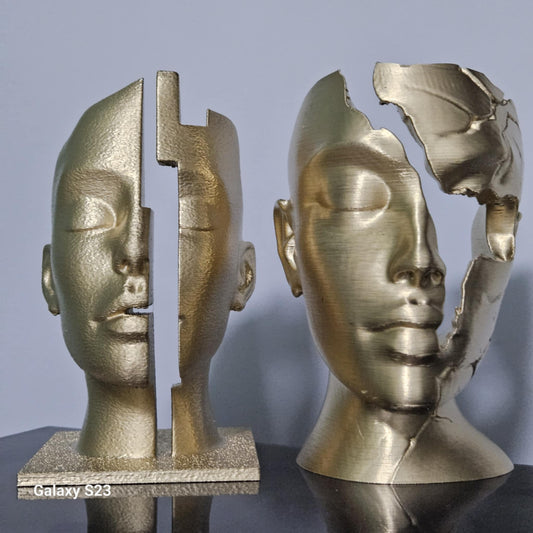 Rozłam 2 sztuki sculpture